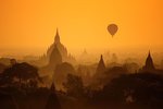 un giorno nell'antica città di Bagan - Mianmar , by Puchong Pannoi.jpg