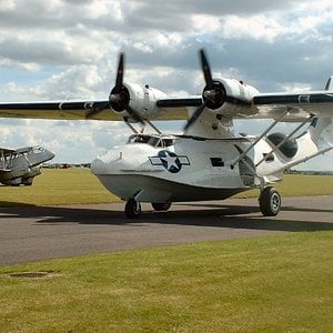 catalina_taxying_in_col