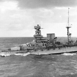 HMS Barham, a Queen Elizabeth-class battleship in 30' (2)