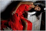 women_in_sexy_red_5.jpg