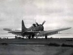 Douglas SBD Dauntless 002.jpg