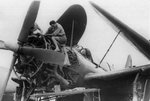 11_Helldiver_Bach_Mai_1954_col_Boespflug_via_Beylet_ph.jpg