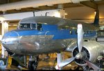 Douglas DC-3 Skytrain.jpg