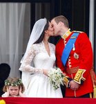 William_and_Kate_wedding_kiss_Royal_Kiss-1.jpg