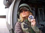 jessica_simpson_visiting_the_troops_585.jpg