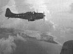 Douglas SBD Dauntless 001.jpg
