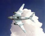 Messerschmitt Me-262 virando a gran velocidad.jpg