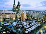 christmas_market__old_town_square__prague__czech_republic2_359.jpg