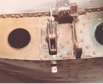 Wingtip hinge 01.jpg