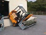 052404forklift__624.jpg