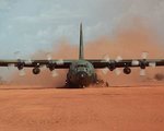 c130h_dirt_landing_255.jpg