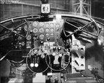 b_24_cockpit_208.jpg