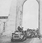 arch_truck.jpg