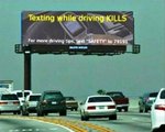 texting-and-driving-kills-funny-signs.jpg