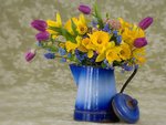Spring Flower Arrangemen2t.jpg