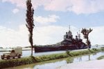 006 - HMS_Howe_in_Suez_Canal_1944.jpg