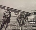 Glider troops in training.jpg