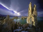 Tufa Towers, Mono Lake, California.jpg