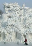 snowsculpture_gallery__383x550.jpg