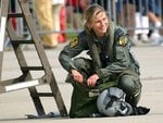 femalef16pilot05ga9wo8.jpg