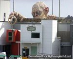 weird-monument-12.jpg