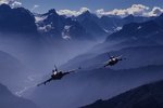 13-3-2003-9-32-saab_jas-39_gripens_over_the_andes_in_chile.jpg