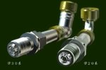 Plugs_Sakae2131.jpg