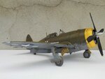 Republic P-47D-10-RE Thunderbolt, 8AF, 62FS, 56FG, Halesworth, mars 1944, Lt F.  J. Christense...JPG