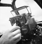 Ferranti_Mark_IID_gyroscopic_gunsight_mounted_in_a_Supermarine_Spitfire_Mk_IX_of_No._127_Wing_...jpg