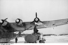 Bundesarchiv_Bild_101I-331-3026-34,_Russland,_Me_323.jpg