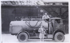 Fred 1946 in India-004.jpg