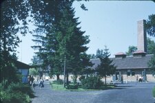 Crematorium at Dachau 1955 a.jpg