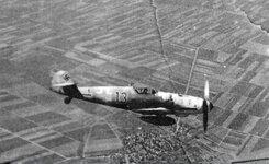 Messerschmitt-Bf-109G6R3-Erla-5.JG27-Black-13-Arnulf-Gottschall-Frankfurt-Nov-1943-01.jpg