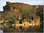 Bhutanath Temple, Badami, Karnataka, India.jpg