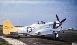 44 13885 P-51D Mustang 8AF 7PRG War Weary and used as a Hack at Mount Farm ASISBIZ.png