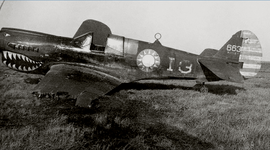 Curtiss P-40N Warhawk 3FG7FS White 13 landing accident Callaway China 1944 ASISBIZ.png
