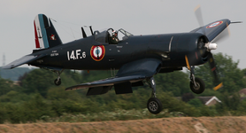 Vought F4U 7 Corsair F AZYS BuNo 133704 14.F.6 .png