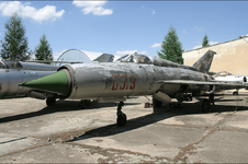 Polish Air Force Mikoyan-Gurevich MiG-21PFM '6513' July 2005 AIRHIS.png