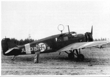 Junkers W 34hi 'JU-132' of the Communications School 1944.png