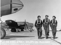 Crew of of WASP pilots Laredo, AAF, TX delivering a B-26 1943-44 AMEER .png