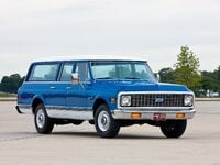 chevrolet_c20-suburban-1972_r3.jpg