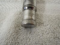 Lrg vlv stem end 1.JPG