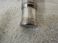 Lrg vlv stem end 2.JPG Lrg vlv stem end 2.JPG