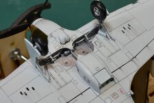 75_Hurricane Mk.I Complete Undercarriage Close Up 2.JPG