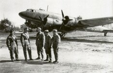 Focke-Wulf-Fw-200C2-Condor-12.KG40-(F8+BW)-Edmund-Daser-Bordeaux-1940-03.jpg