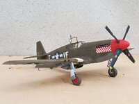 North American P-51B-7-NA Mustang, 8AF, 336FS, 4FG, Debden, mars-avril 1944, Cne Dominic S. Ge...jpg