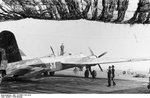 Bundesarchiv_Bild_101I-668-7161-31A%2C_Flugzeug_Heinkel_He_177.jpg