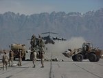 c17_20launch_20over_20crewb_739.jpg