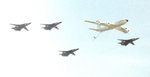 12-f-111srefuel2_150.jpg
