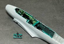 44_Upper Console panel_E6351.jpg